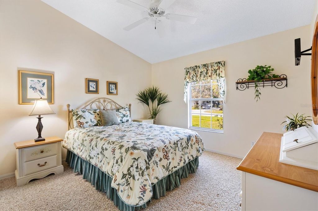 Image 23 of property listing at 3909 RIVER CREST CIRCLE, Leesburg, FL 34748