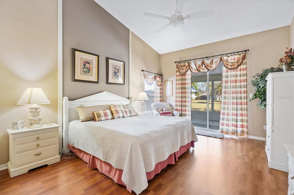 Image 27 of property listing at 3909 RIVER CREST CIRCLE, Leesburg, FL 34748