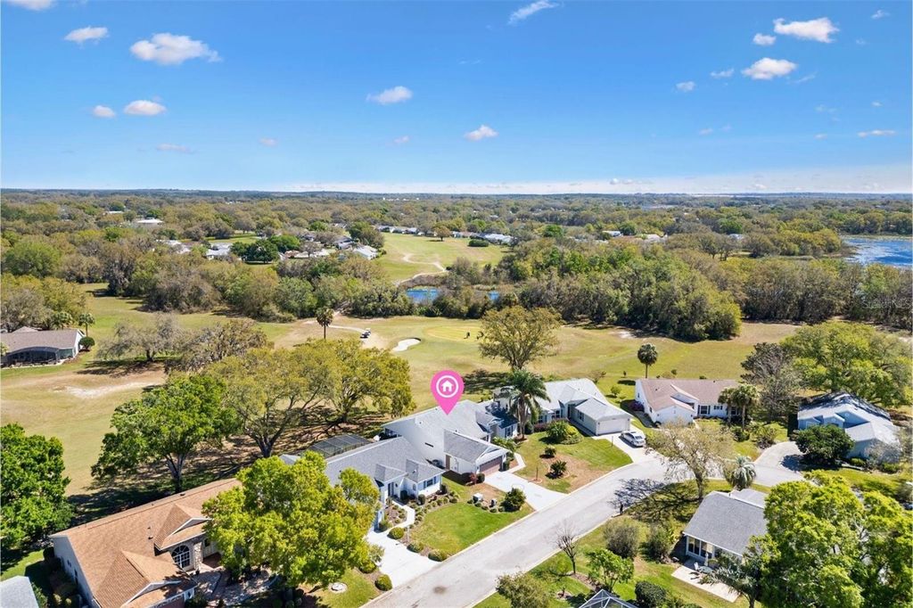 Image 41 of property listing at 3909 RIVER CREST CIRCLE, Leesburg, FL 34748