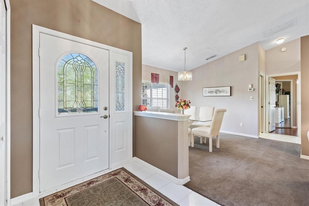 Image 6 of property listing at 3909 RIVER CREST CIRCLE, Leesburg, FL 34748