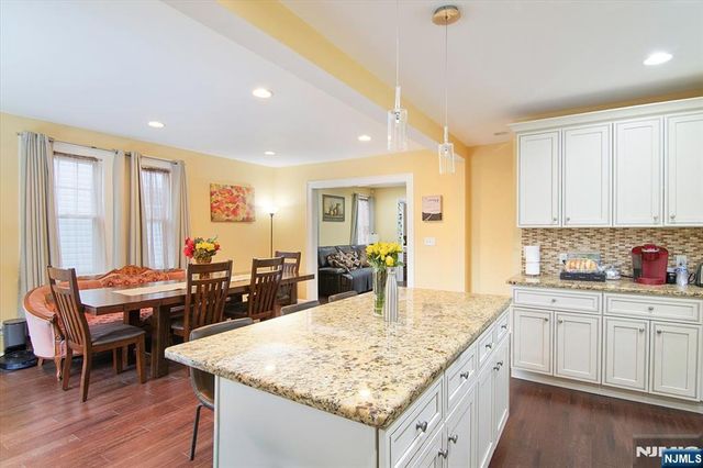 29 Van Ness Terrace, Maplewood, NJ 07040