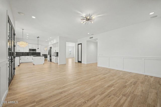6409 E MONTREAL Place, Scottsdale, AZ 85254