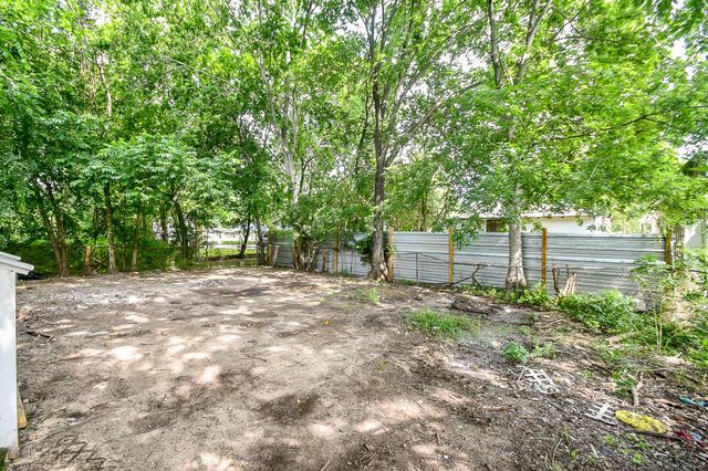 4301 Gregory Street, Houston, TX 77026