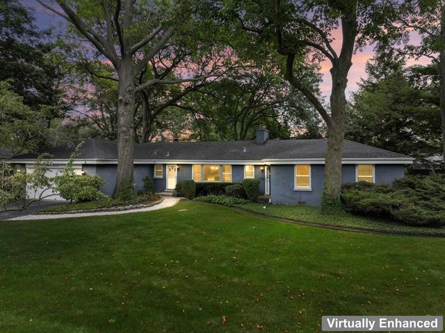 311 N Mac Arthur Boulevard, Mount Prospect, IL 60056