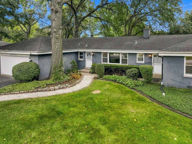 311 N Mac Arthur Boulevard, Mount Prospect, IL 60056