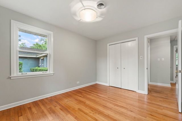 311 N Mac Arthur Boulevard, Mount Prospect, IL 60056