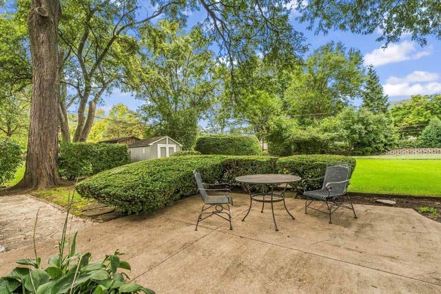 311 N Mac Arthur Boulevard, Mount Prospect, IL 60056