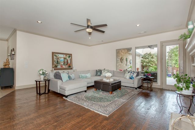 927 Mckamy Drive, Allen, TX 75013