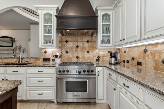 927 Mckamy Drive, Allen, TX 75013