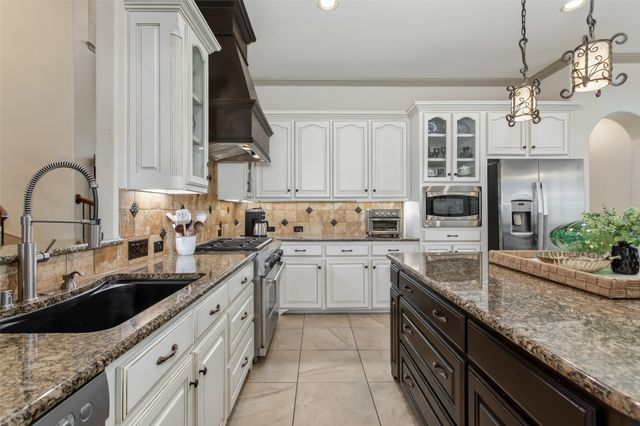 927 Mckamy Drive, Allen, TX 75013