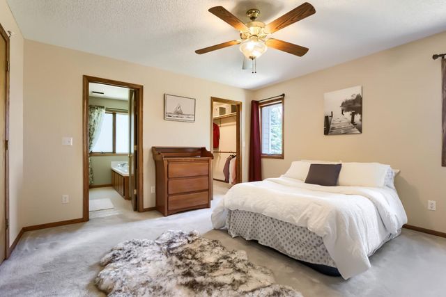 7901 Lilac Lane, Victoria, MN 55386