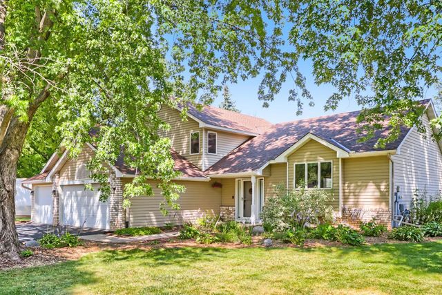 7901 Lilac Lane, Victoria, MN 55386