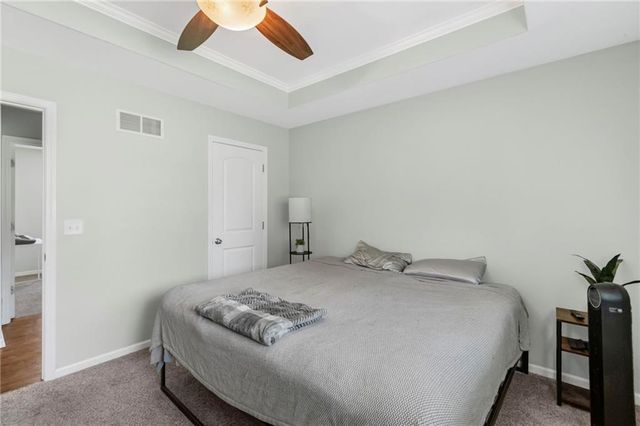 1403 Dickinson Road, Independence, MO 64050