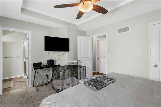 1403 Dickinson Road, Independence, MO 64050
