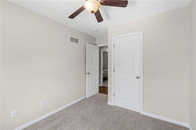 1403 Dickinson Road, Independence, MO 64050