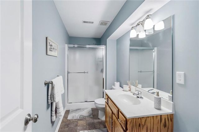 1403 Dickinson Road, Independence, MO 64050