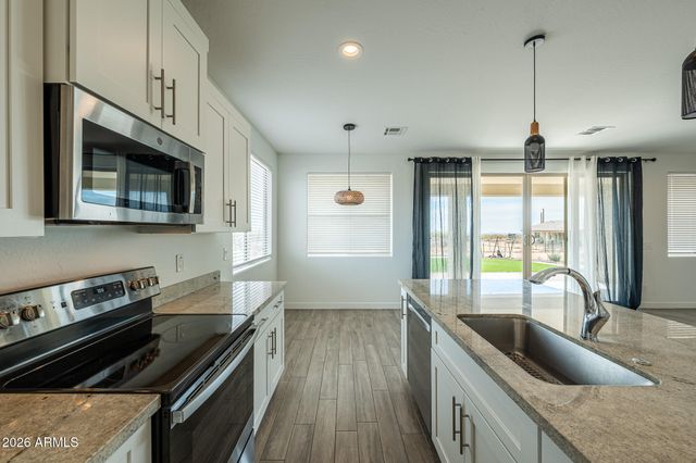 47833 N 43rd Avenue, New River, AZ 85087