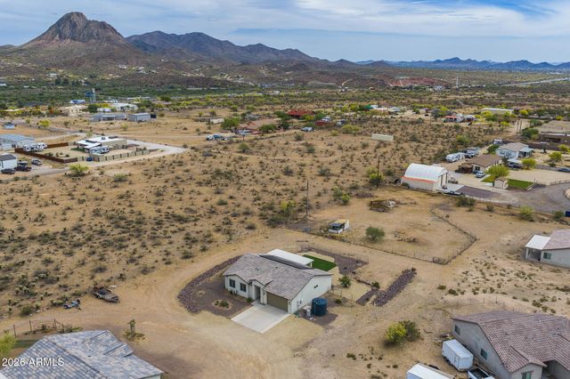 47833 N 43rd Avenue, New River, AZ 85087
