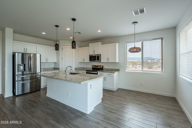 47833 N 43rd Avenue, New River, AZ 85087