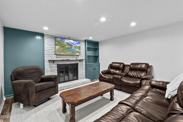 3508 Rock Rose Ln, La Grange, KY 40031