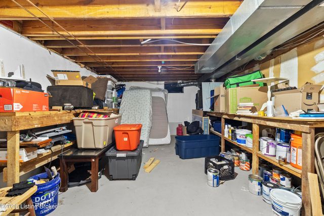 3508 Rock Rose Ln, La Grange, KY 40031