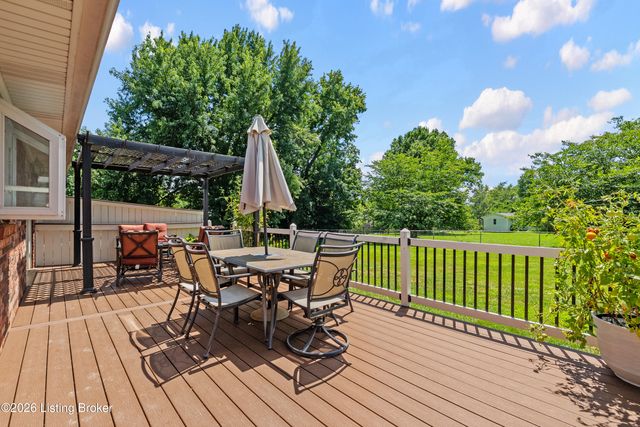 3508 Rock Rose Ln, La Grange, KY 40031