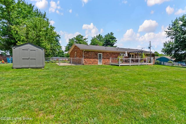 3508 Rock Rose Ln, La Grange, KY 40031