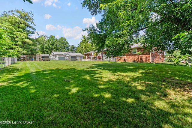 3508 Rock Rose Ln, La Grange, KY 40031