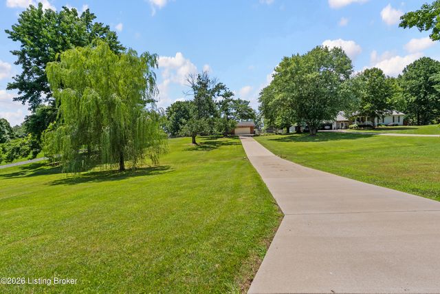 3508 Rock Rose Ln, La Grange, KY 40031