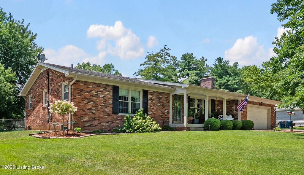3508 Rock Rose Ln, La Grange, KY 40031