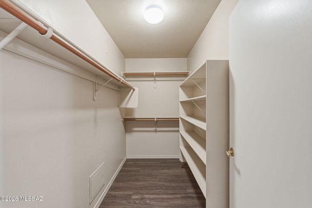 5556 S Desert Redbud Drive, Tucson, AZ 85757