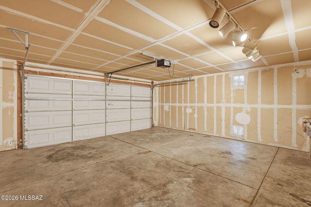 5556 S Desert Redbud Drive, Tucson, AZ 85757