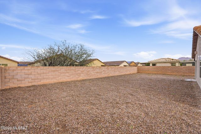 5556 S Desert Redbud Drive, Tucson, AZ 85757