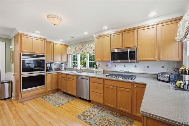 221 Brattle Road, Syracuse, NY 13203