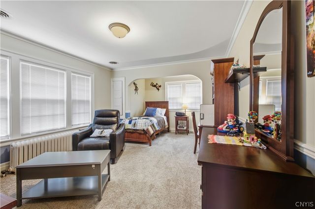 221 Brattle Road, Syracuse, NY 13203