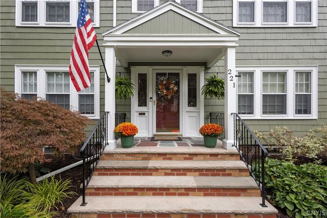 221 Brattle Road, Syracuse, NY 13203