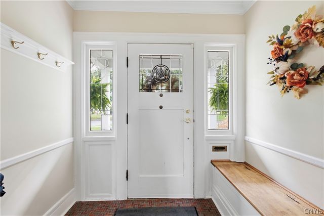 221 Brattle Road, Syracuse, NY 13203