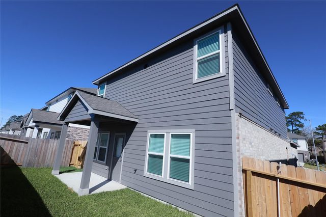 8579 Blueberry Ash St, Magnolia, TX 77354