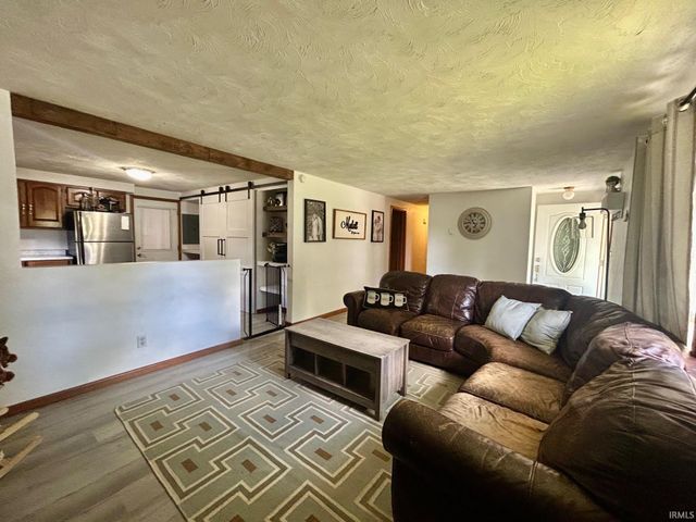 415 N Cherry Street, Hartford City, IN 47348