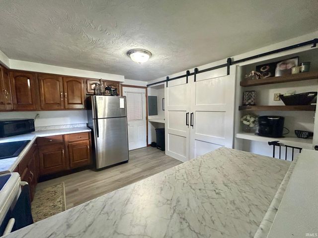 415 N Cherry Street, Hartford City, IN 47348