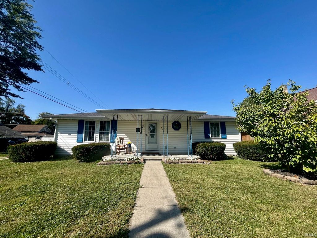 415 N Cherry Street, Hartford City, IN 47348