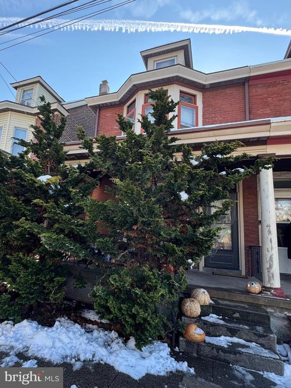 804 QUEEN ST, Pottstown, PA 19464