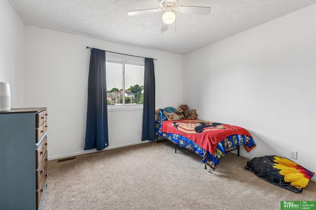 2810 Courtney Circle, Bellevue, NE 68123