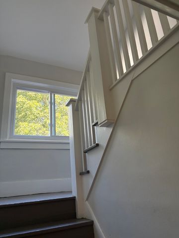 90 W Franklin Avenue, Crystal Lake, IL 60014
