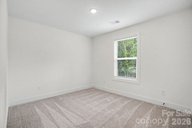 1101 Rogers Lake Road, Kannapolis, NC 28081