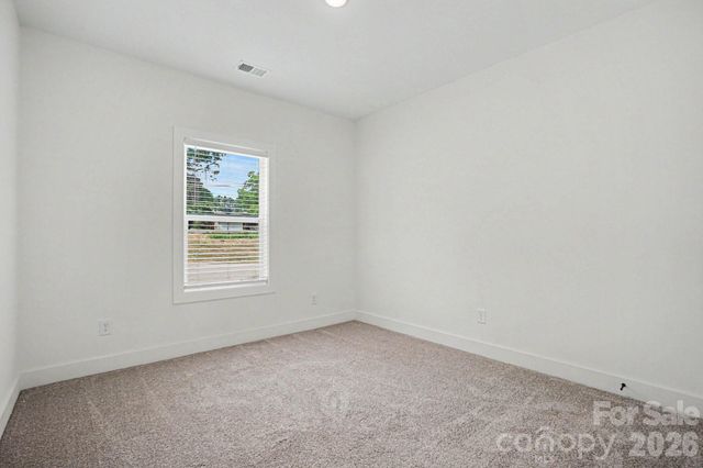 1101 Rogers Lake Road, Kannapolis, NC 28081
