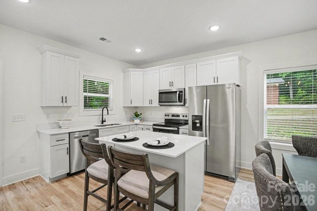 1101 Rogers Lake Road, Kannapolis, NC 28081