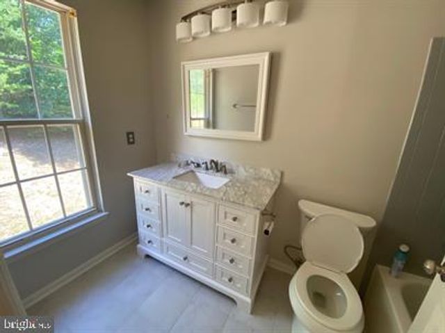 11304 SPRINGFIELD DR, Fredericksburg, VA 22408
