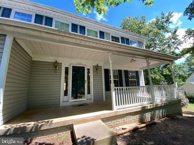 11304 SPRINGFIELD DR, Fredericksburg, VA 22408