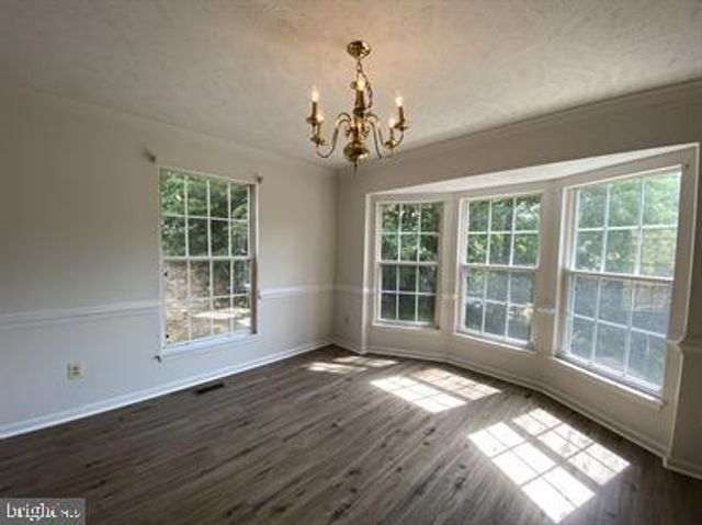 11304 SPRINGFIELD DR, Fredericksburg, VA 22408